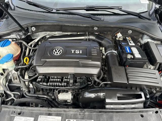 2014 Volkswagen Passat 1.8T SE