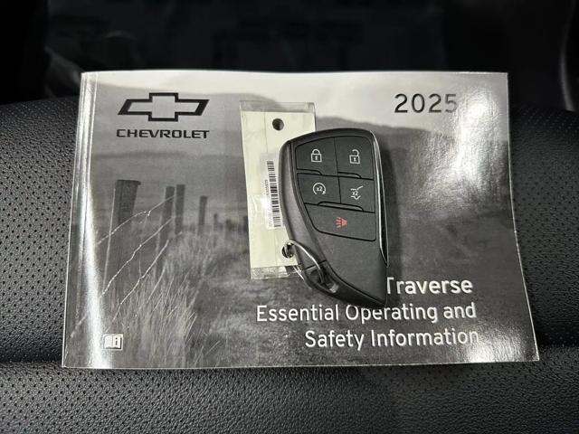 2025 Chevrolet Traverse AWD Z71