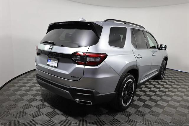 2026 Honda Pilot Touring Blackout