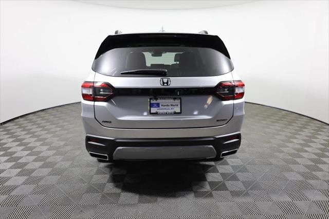 2026 Honda Pilot Touring Blackout
