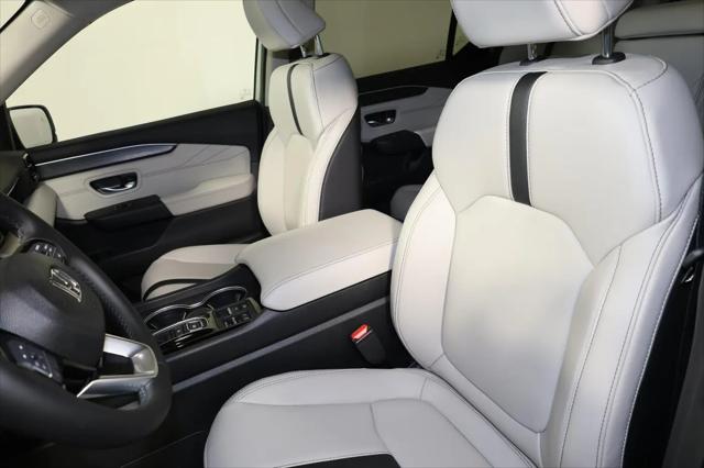 2026 Honda Pilot Touring Blackout