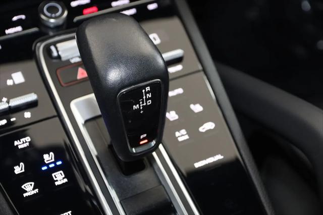 2022 Porsche Cayenne Platinum Edition