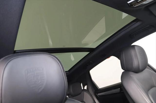 2022 Porsche Cayenne Platinum Edition
