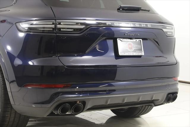 2022 Porsche Cayenne Platinum Edition