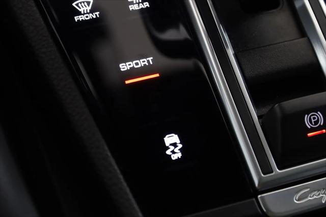 2022 Porsche Cayenne Platinum Edition