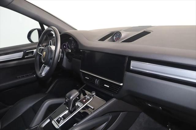 2022 Porsche Cayenne Platinum Edition