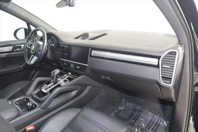 2022 Porsche Cayenne Platinum Edition