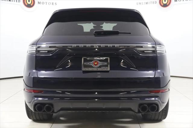 2022 Porsche Cayenne Platinum Edition