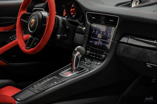 2019 Porsche 911 GT2 RS