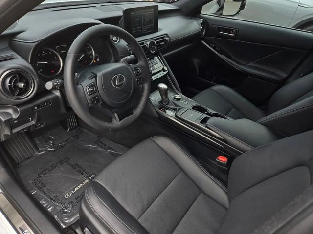 2024 Lexus IS 300 F SPORT Design