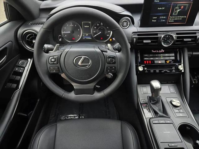 2024 Lexus IS 300 F SPORT Design