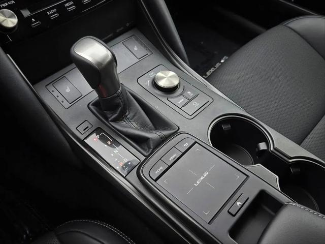 2024 Lexus IS 300 F SPORT Design