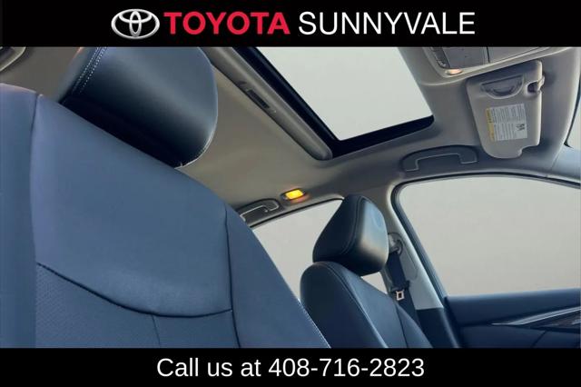 2017 INFINITI Q50h Hybrid