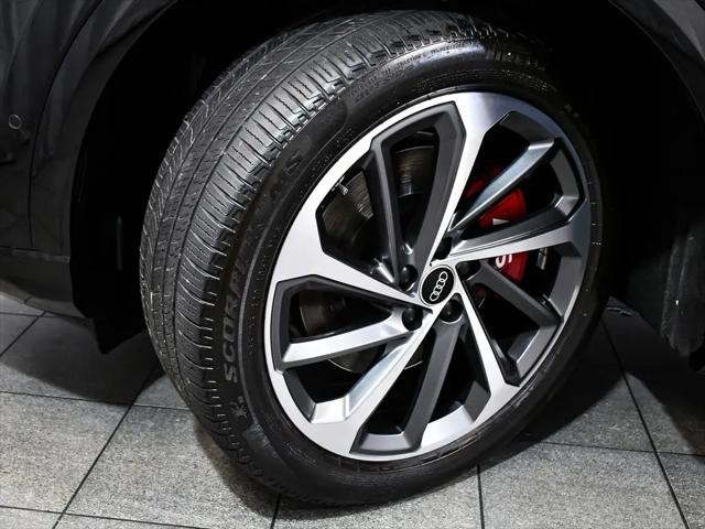 2025 Audi SQ5 Premium Plus TFSI quattro S tronic