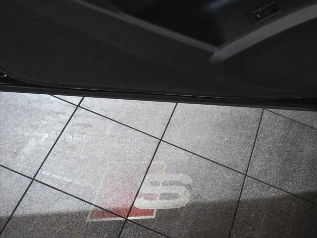 2025 Audi SQ5 Premium Plus TFSI quattro S tronic