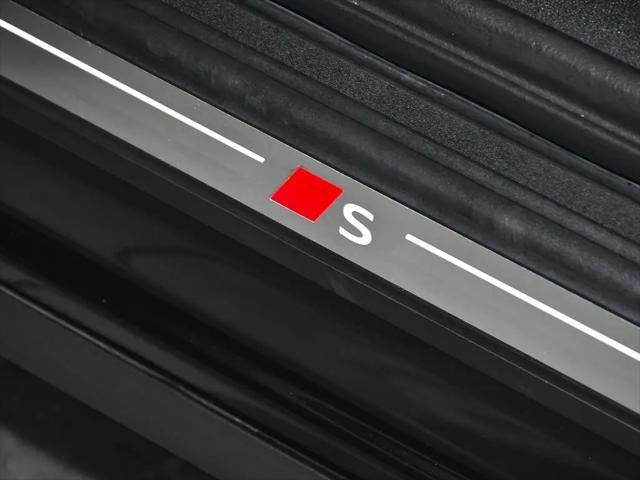 2025 Audi SQ5 Premium Plus TFSI quattro S tronic