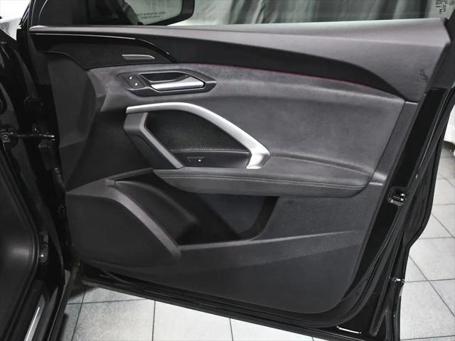 2025 Audi SQ5 Premium Plus TFSI quattro S tronic
