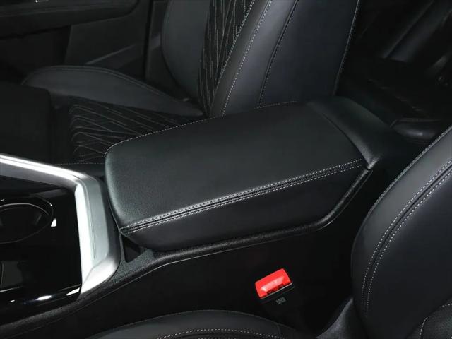 2025 Audi SQ5 Premium Plus TFSI quattro S tronic