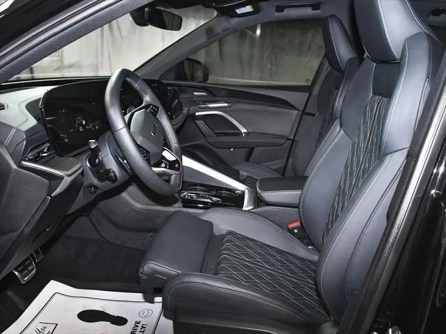 2025 Audi SQ5 Premium Plus TFSI quattro S tronic