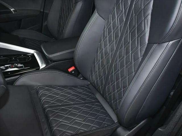 2025 Audi SQ5 Premium Plus TFSI quattro S tronic