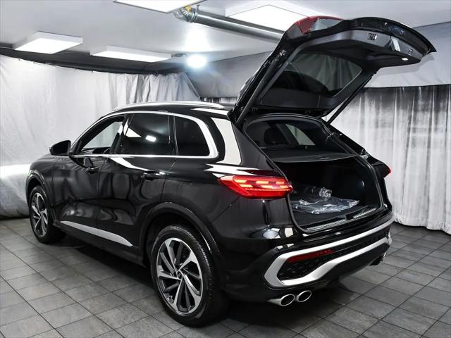 2025 Audi SQ5 Premium Plus TFSI quattro S tronic