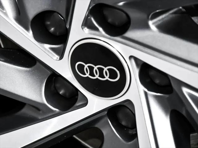 2025 Audi SQ5 Premium Plus TFSI quattro S tronic