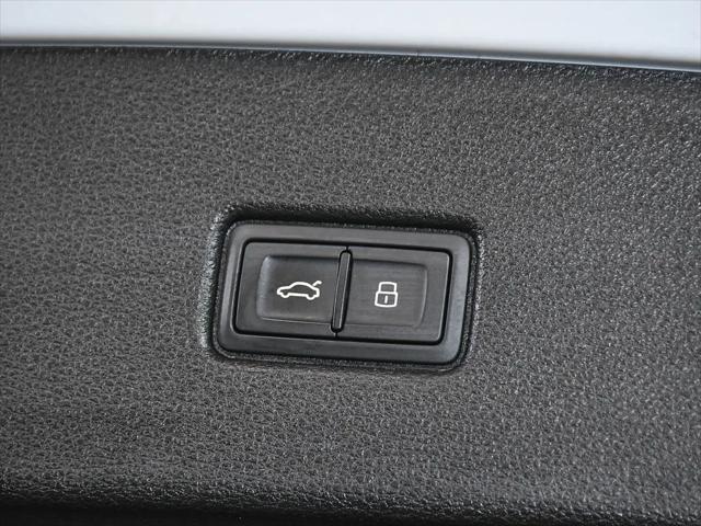 2023 Audi SQ5 Sportback Premium Plus TFSI quattro Tiptronic