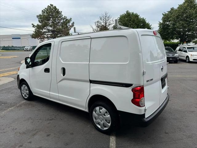 2019 Nissan NV200 S