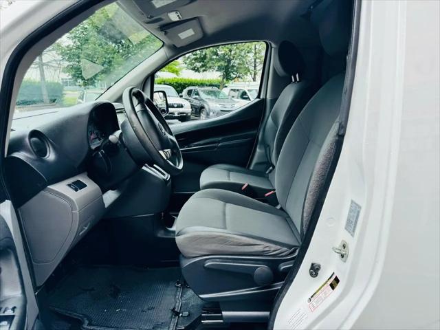 2019 Nissan NV200 S
