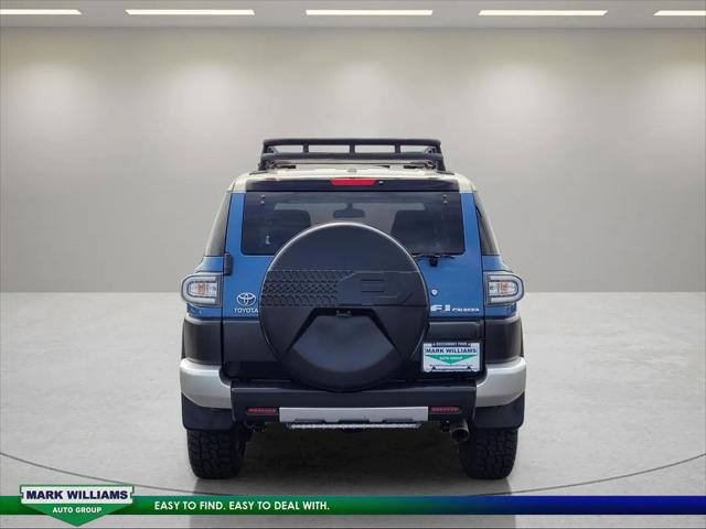 2013 Toyota FJ Cruiser Base