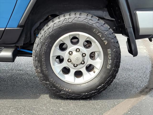 2013 Toyota FJ Cruiser Base