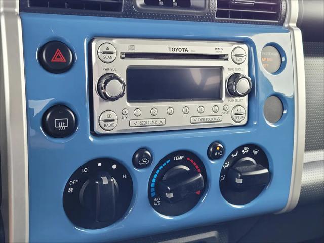 2013 Toyota FJ Cruiser Base