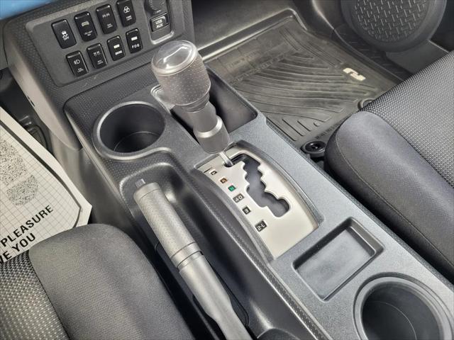 2013 Toyota FJ Cruiser Base