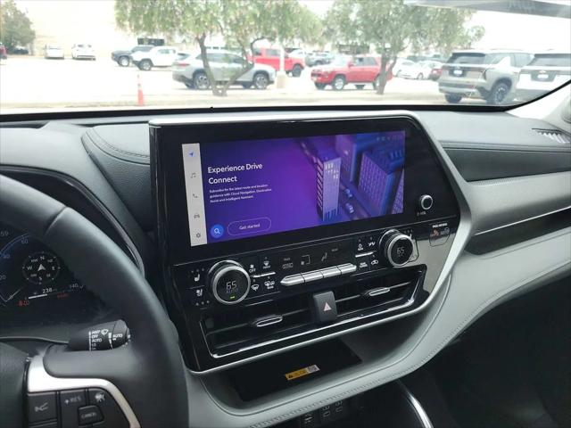 2025 Toyota Highlander Hybrid Platinum