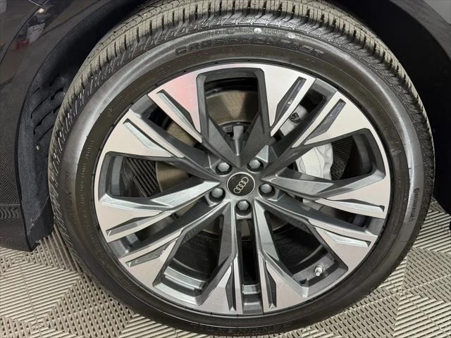 2026 Audi Q8 Premium Plus 55 TFSI quattro Tiptronic