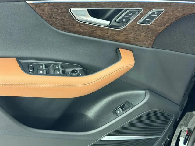 2026 Audi Q8 Premium Plus 55 TFSI quattro Tiptronic