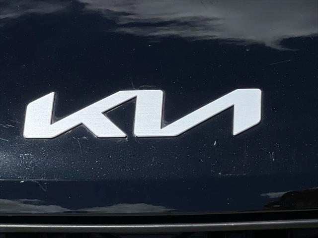 2024 Kia Carnival MPV LX Seat Package