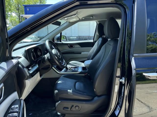 2024 Kia Carnival MPV LX Seat Package
