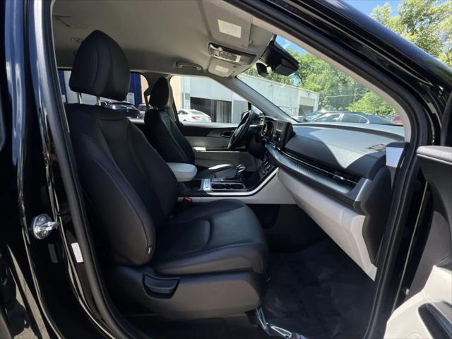 2024 Kia Carnival MPV LX Seat Package