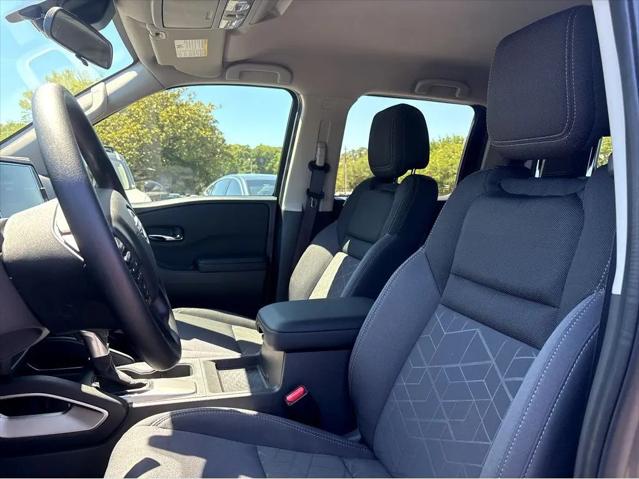 2026 Nissan Frontier Crew Cab Long Bed SV 4x2