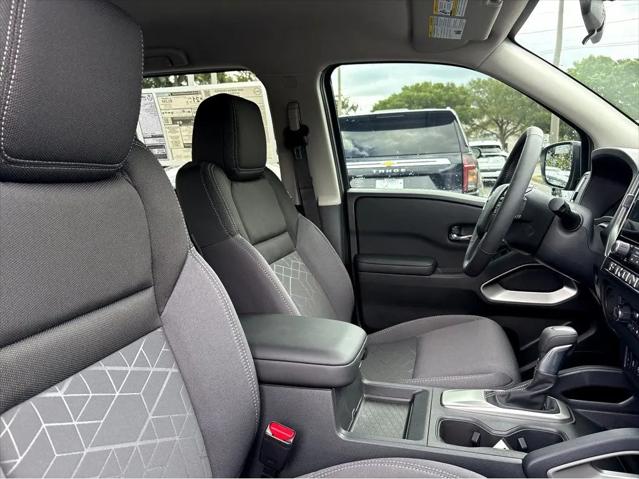 2026 Nissan Frontier Crew Cab SV 4x2
