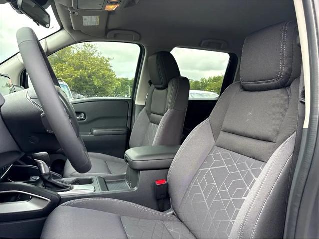2026 Nissan Frontier Crew Cab SV 4x2