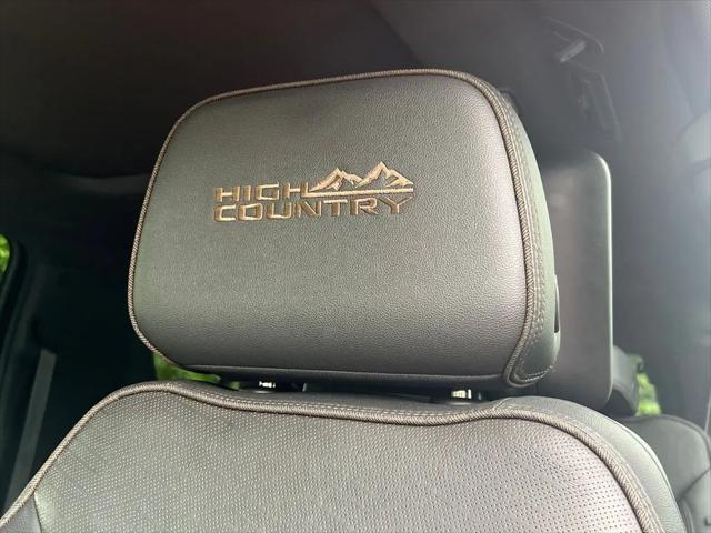 2021 Chevrolet Suburban 4WD High Country