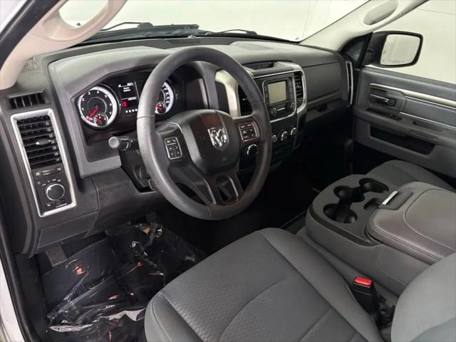 2019 Ram 1500 Classic SLT Crew Cab 4x2 6'4" Box