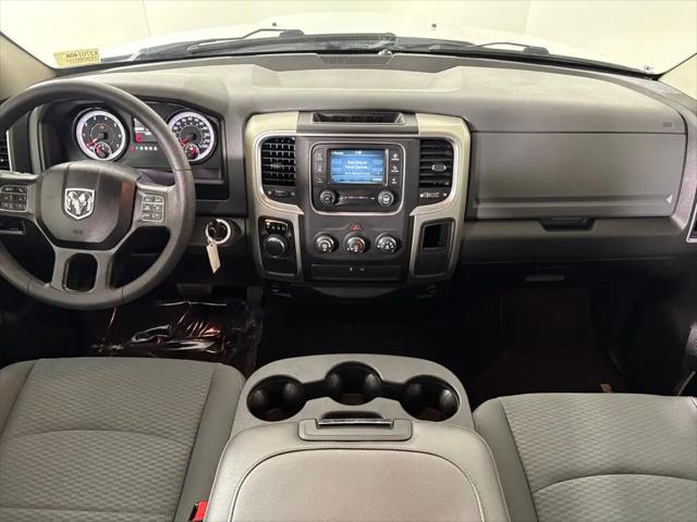 2019 Ram 1500 Classic SLT Crew Cab 4x2 6'4" Box