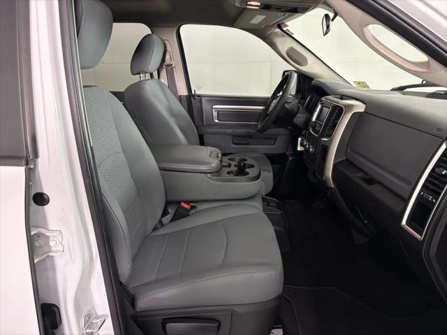 2019 Ram 1500 Classic SLT Crew Cab 4x2 6'4" Box