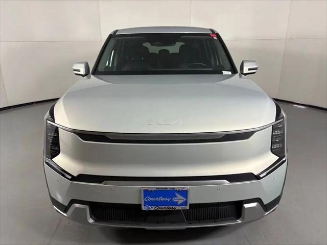 2024 Kia EV9 Light Short Range