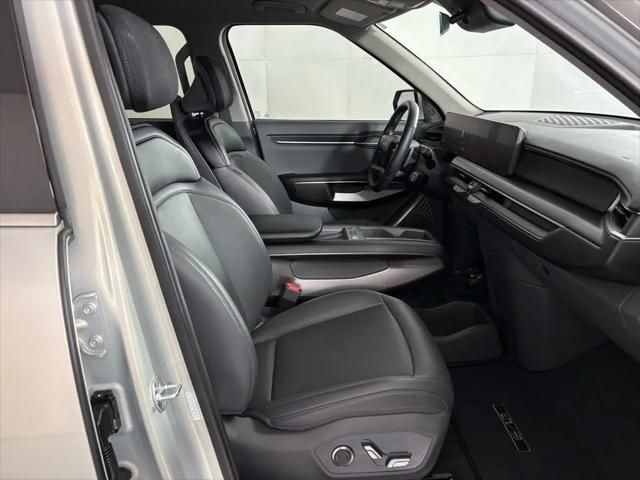 2024 Kia EV9 Light Short Range