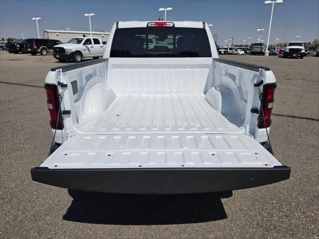 2026 Ram 1500 Tradesman Crew Cab 4x4 57 Box