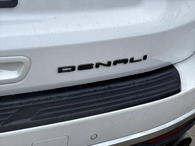 2023 GMC Yukon 4WD Denali